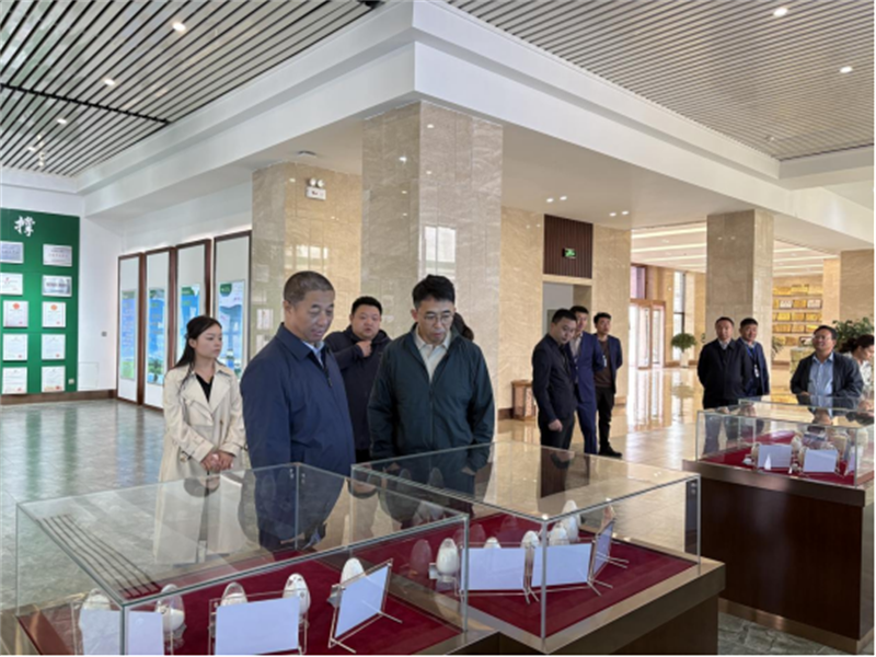 l(f)]ýwƽ_(yu)  ţaI(y)|l(f)չ ---Vҕ_Cվhίӛw{иCA缯F